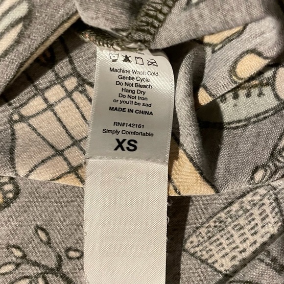 🚫DONATED🚫 - Picture 3 of 5